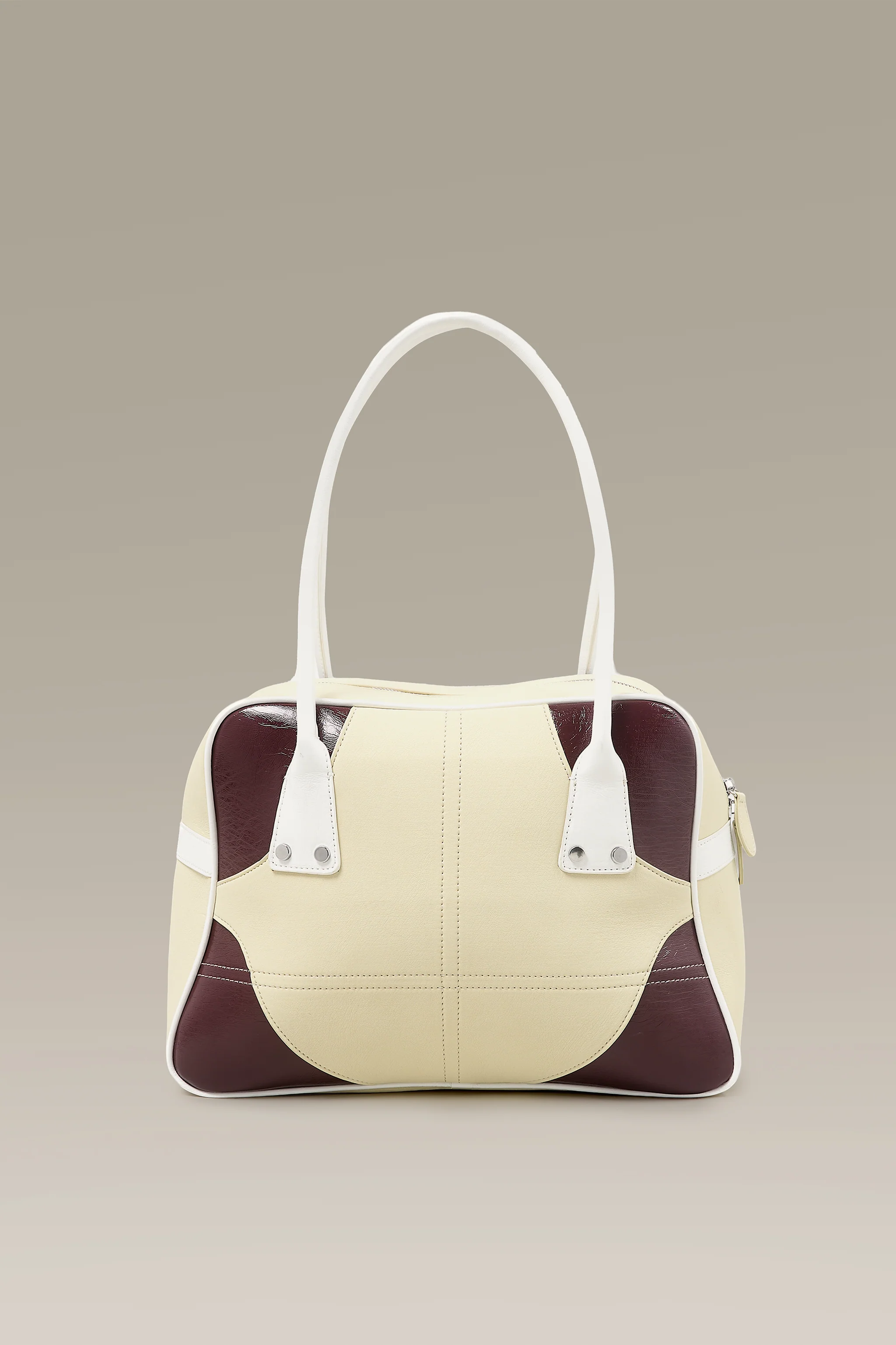 Kitty Shoulder Bowling Bag in Multi Apple - Image 4