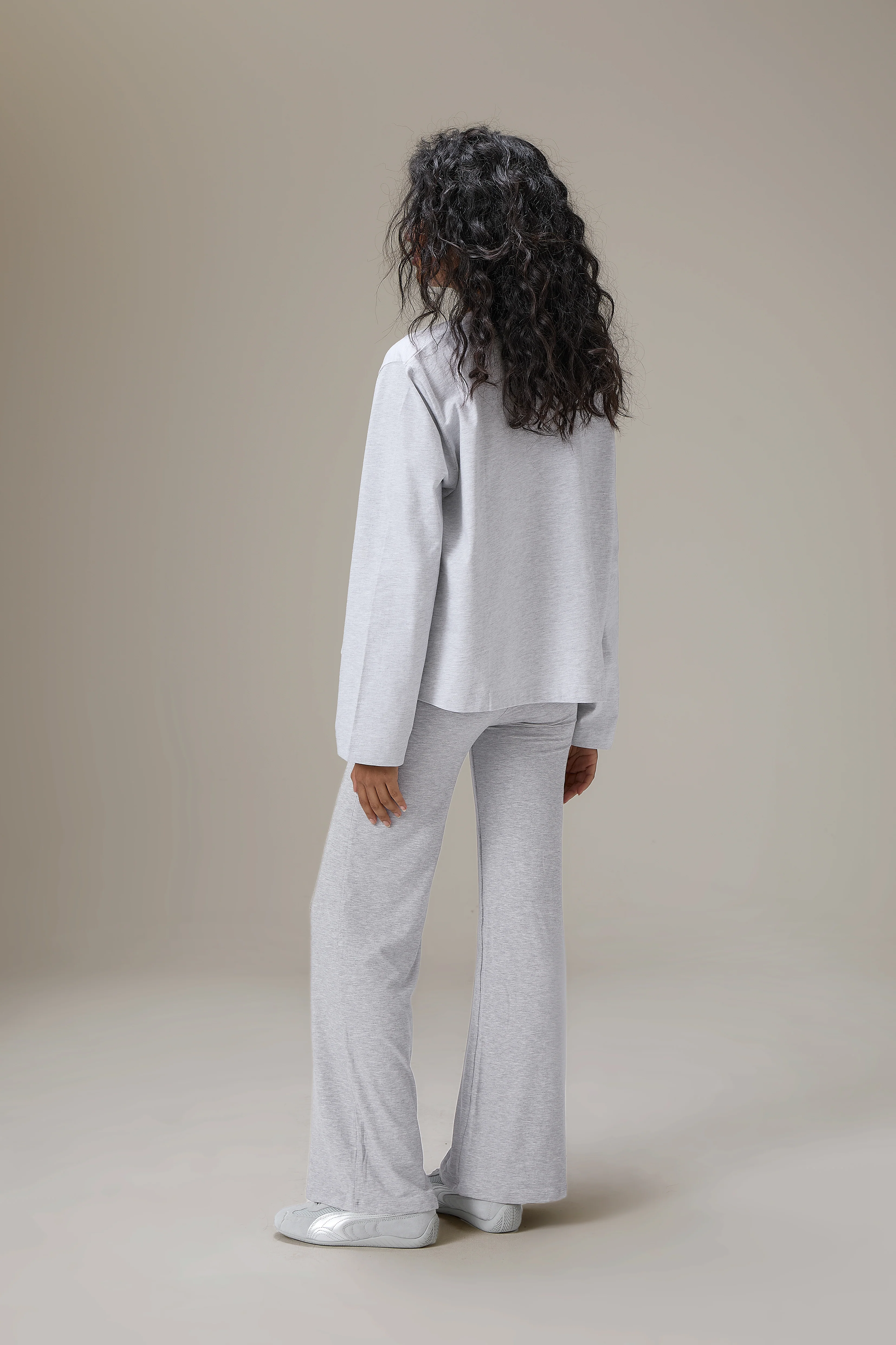 Dylan Oversized Long Sleeve Graphic Tee - Image 5
