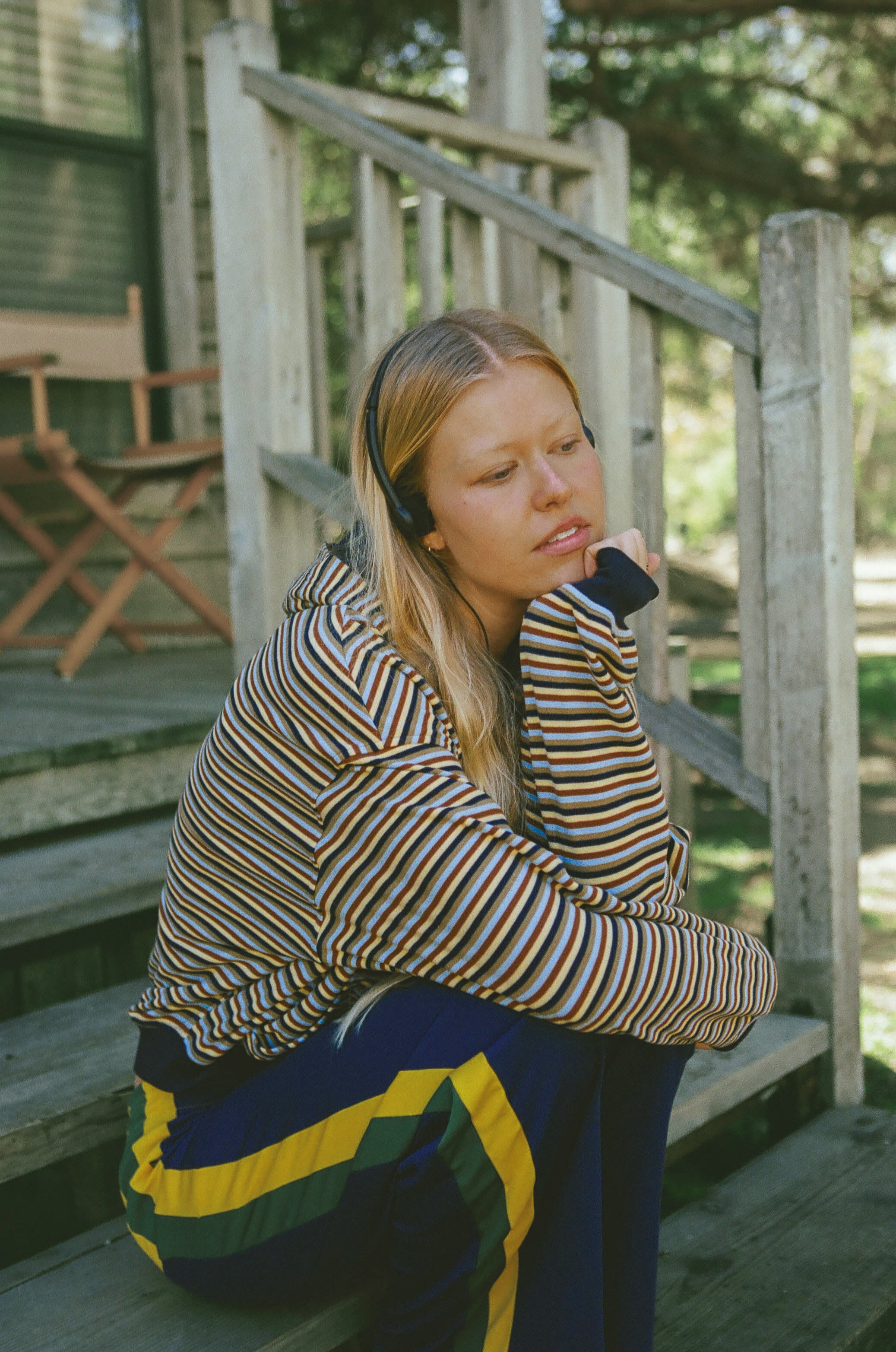 Walker Soft Shrunken Hoodie in Navy - Image 10